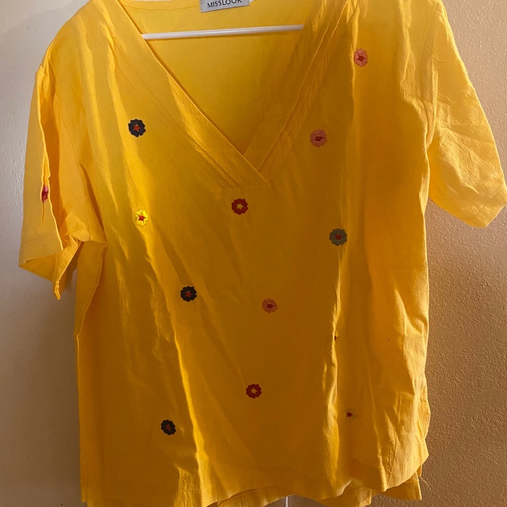 Ladies tops!XXL fits like XL. $15each